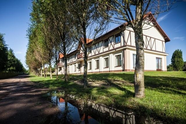 Hotel Nosselia Krzyczki Exterior photo